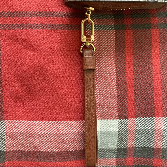 Louis Vuitton Pochette Orsay Monogram Canvas | Excellent Condition - Picture 8 of 15